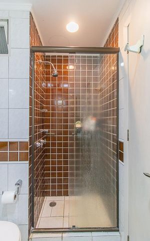 Apartamento à venda com 102m², 3 quartos e sem vagaBanheiro da Suíte