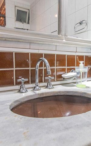 Apartamento à venda com 102m², 3 quartos e sem vagaBanheiro da Suíte