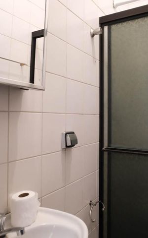 Casa para alugar com 380m², 4 quartos e 4 vagasBanheiro 2