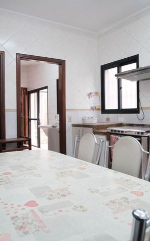 Casa para alugar com 380m², 4 quartos e 4 vagasCozinha