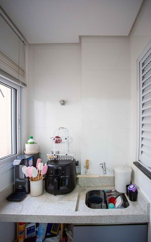 Apartamento à venda com 45m², 2 quartos e 1 vagaÁrea de Serviço