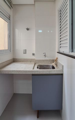 Apartamento à venda com 45m², 2 quartos e 1 vaga Apartamento à venda com 45m², 2 quartos e 1 vagaÁrea de Serviço