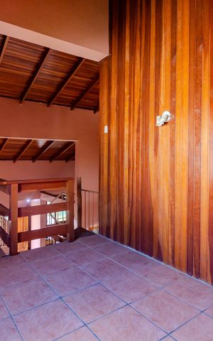Casa à venda com 300m², 2 quartos e 1 vagaSala 3