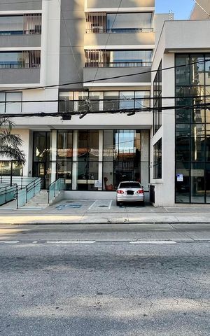 Studio para alugar com 25m², 1 quarto e sem vaga Studio para alugar com 25m², 1 quarto e sem vagaFachada