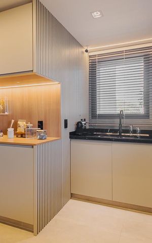 Apartamento à venda com 185m², 2 quartos e 2 vagasCozinha