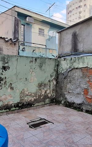 Casa à venda com 203m², 3 quartos e 2 vagas Casa à venda com 203m², 3 quartos e 2 vagasQuintal