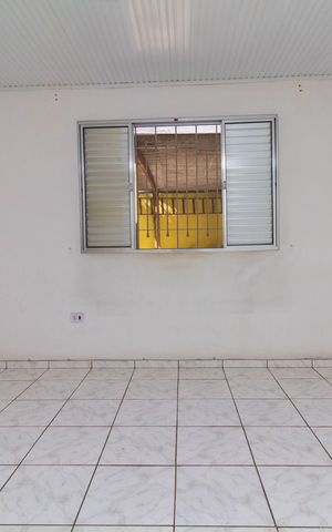 Casa à venda com 100m², 2 quartos e 2 vagas Casa à venda com 100m², 2 quartos e 2 vagasQuarto 1