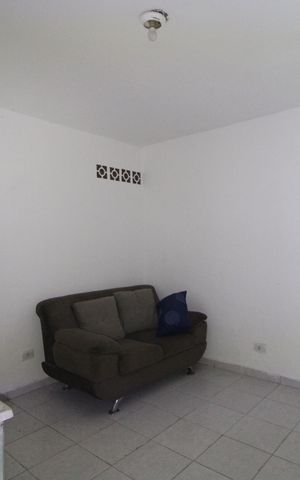 Casa à venda com 500m², 1 quarto e sem vagaEdícula - Sala
