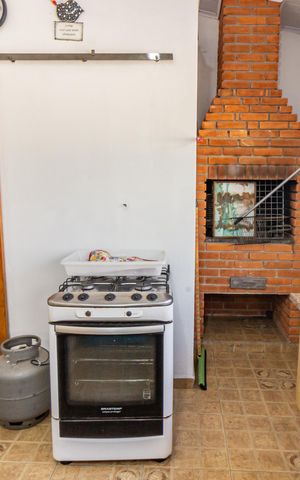 Casa à venda com 500m², 3 quartos e 1 vaga Casa à venda com 500m², 3 quartos e 1 vagaÁrea Gourmet