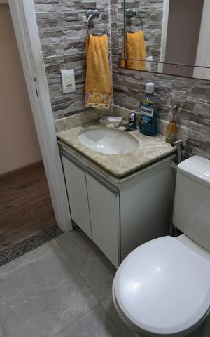 Casa de condomínio à venda com 120m², 4 quartos e 2 vagasBanheiro Social