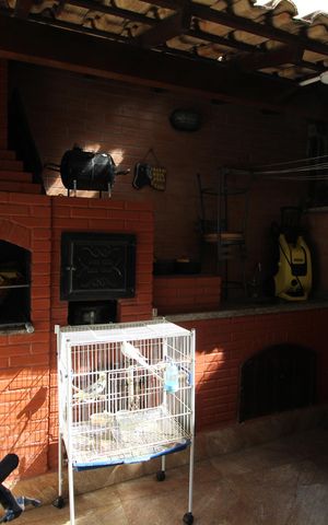 Casa de condomínio à venda com 120m², 4 quartos e 2 vagasChurrasqueira