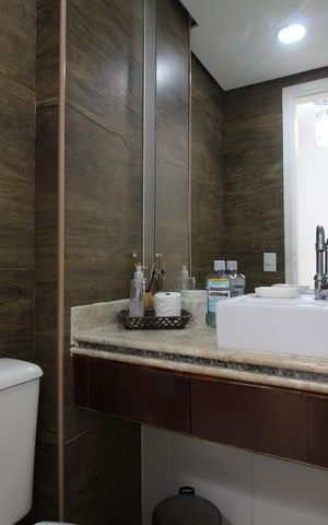 Casa de condomínio à venda com 120m², 4 quartos e 2 vagasLavabo