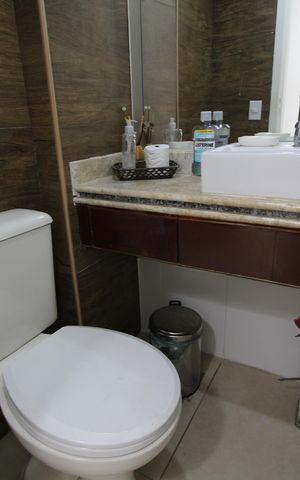 Casa de condomínio à venda com 120m², 4 quartos e 2 vagasLavabo