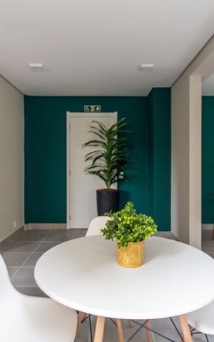 Apartamento para alugar com 32m², 2 quartos e sem vaga Apartamento para alugar com 32m², 2 quartos e sem vagaÁrea comum - Salão de festas