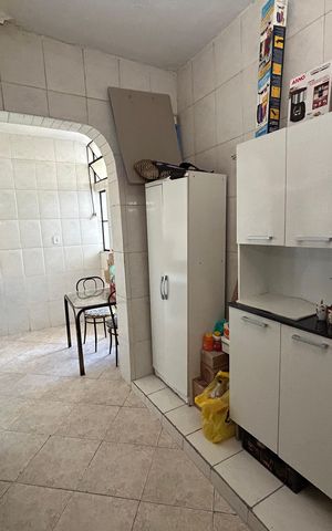 Casa à venda com 350m², 4 quartos e 4 vagasEdícula