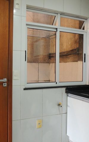 Casa de condomínio para alugar com 80m², 2 quartos e 1 vagaCozinha - Armários