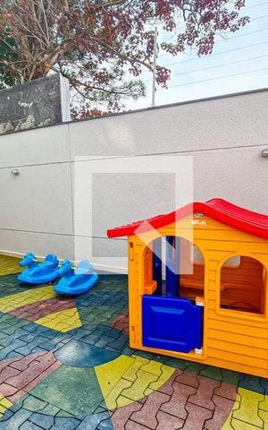 Apartamento à venda com 42m², 2 quartos e sem vagaÁrea comum - Playground