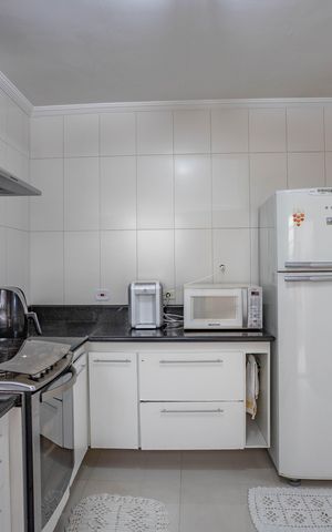 Casa à venda com 300m², 3 quartos e sem vaga Casa à venda com 300m², 3 quartos e sem vagaCozinha