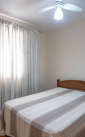 Casa à venda com 300m², 3 quartos e sem vaga Casa à venda com 300m², 3 quartos e sem vagaQuarto 2