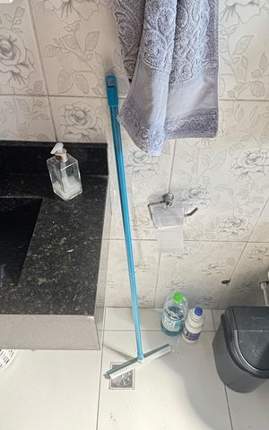Apartamento à venda com 88m², 2 quartos e 1 vaga Apartamento à venda com 88m², 2 quartos e 1 vagaBanheiro