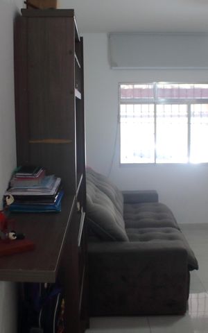 Casa à venda com 160m², 2 quartos e 4 vagasSala