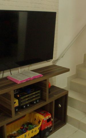 Casa à venda com 160m², 2 quartos e 4 vagasSala