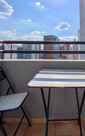 Studio à venda com 25m², 1 quarto e 1 vaga Studio à venda com 25m², 1 quarto e 1 vagaVaranda