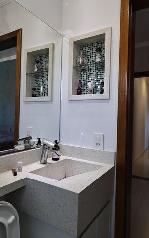 Apartamento à venda com 140m², 2 quartos e 2 vagasBanheiro da Suíte
