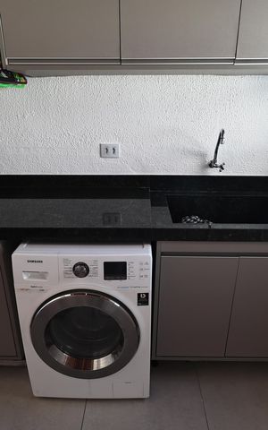 Apartamento à venda com 140m², 2 quartos e 2 vagasÁrea de Serviço