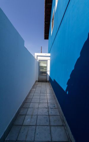 Casa à venda com 141m², 3 quartos e 2 vagas Casa à venda com 141m², 3 quartos e 2 vagasCorredor Lateral