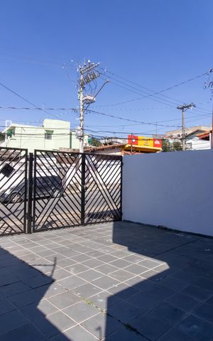 Casa à venda com 141m², 3 quartos e 2 vagas Casa à venda com 141m², 3 quartos e 2 vagasGaragem