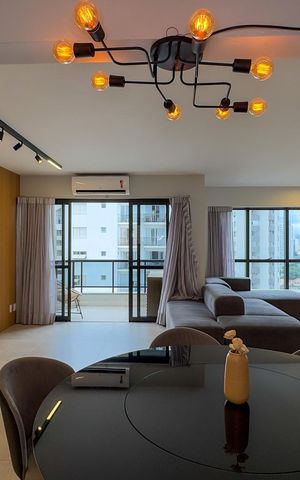 Apartamento à venda com 124m², 2 quartos e 2 vagas Apartamento à venda com 124m², 2 quartos e 2 vagasSala