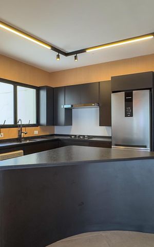 Apartamento à venda com 124m², 2 quartos e 2 vagas Apartamento à venda com 124m², 2 quartos e 2 vagasCozinha