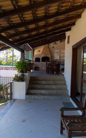 Casa de condomínio à venda com 300m², 5 quartos e 2 vagas Casa de condomínio à venda com 300m², 5 quartos e 2 vagasVaranda da Sala