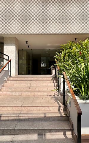 Apartamento à venda com 82m², 2 quartos e 1 vaga Apartamento à venda com 82m², 2 quartos e 1 vagaEntrada
