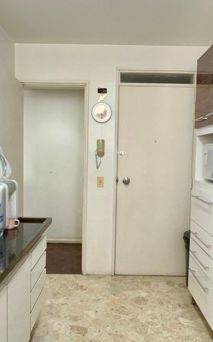Apartamento à venda com 82m², 2 quartos e 1 vaga Apartamento à venda com 82m², 2 quartos e 1 vagaCozinha