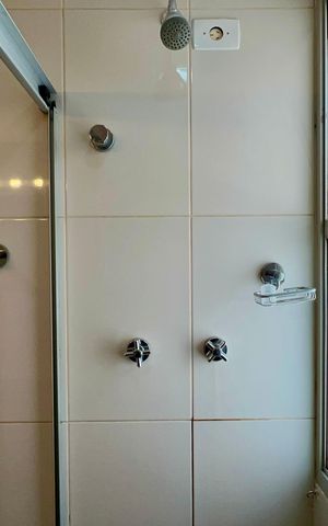 Apartamento à venda com 82m², 2 quartos e 1 vaga Apartamento à venda com 82m², 2 quartos e 1 vagaBanheiro