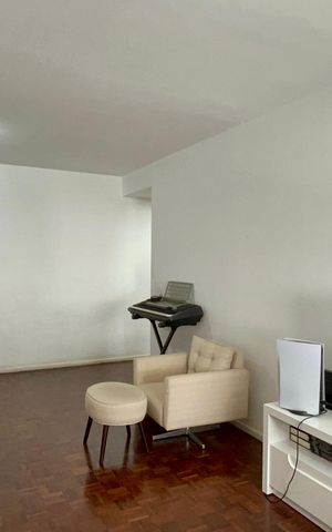 Apartamento à venda com 82m², 2 quartos e 1 vaga Apartamento à venda com 82m², 2 quartos e 1 vagaSala