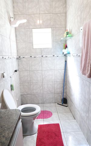 Casa para alugar com 160m², 3 quartos e 2 vagasBanheiro Social