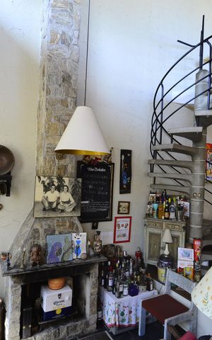Casa à venda com 250m², 3 quartos e 2 vagasSala