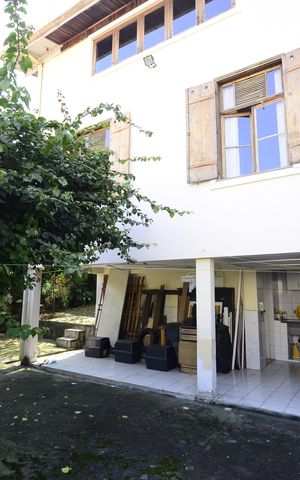 Casa à venda com 250m², 3 quartos e 2 vagasÁrea comum