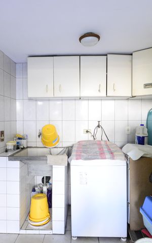 Casa à venda com 250m², 3 quartos e 2 vagasLavanderia