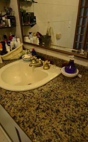 Casa à venda com 250m², 3 quartos e 2 vagasBanheiro/Suíte