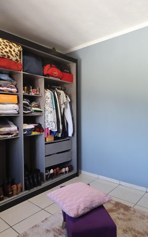 Casa de condomínio à venda com 82m², 2 quartos e 1 vagaQuarto 1