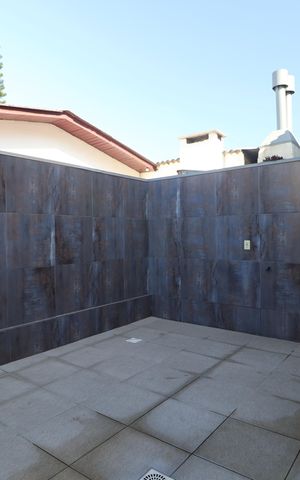 Casa de condomínio à venda com 82m², 2 quartos e 1 vagaÁrea externa