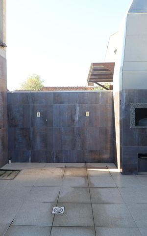 Casa de condomínio à venda com 82m², 2 quartos e 1 vagaÁrea externa