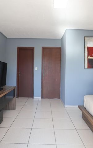 Casa de condomínio à venda com 82m², 2 quartos e 1 vagaSuíte