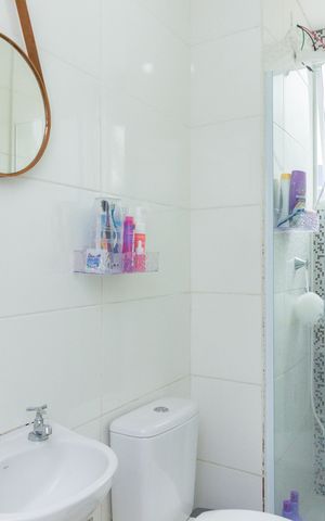 Apartamento à venda com 43m², 2 quartos e sem vaga Apartamento à venda com 43m², 2 quartos e sem vagaBanheiro