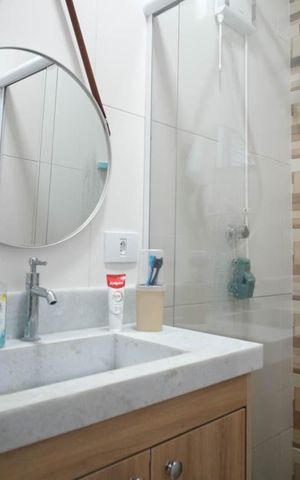 Casa à venda com 93m², 2 quartos e 1 vagaBanheiro