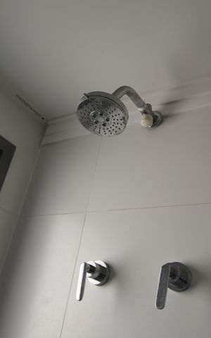 Apartamento à venda com 108m², 3 quartos e 2 vagasBanheiro da Suíte 1